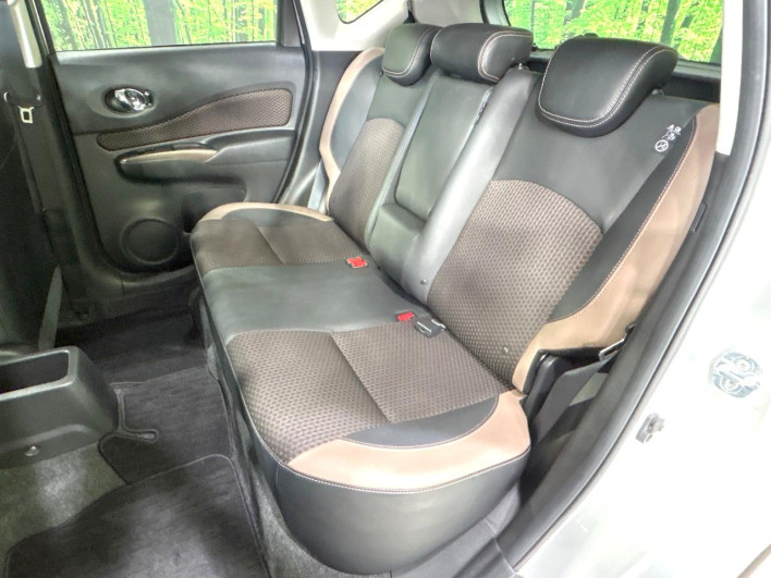 2017 Nissan Note DAA-HE12 (UW-69f1f6f042971)[18]