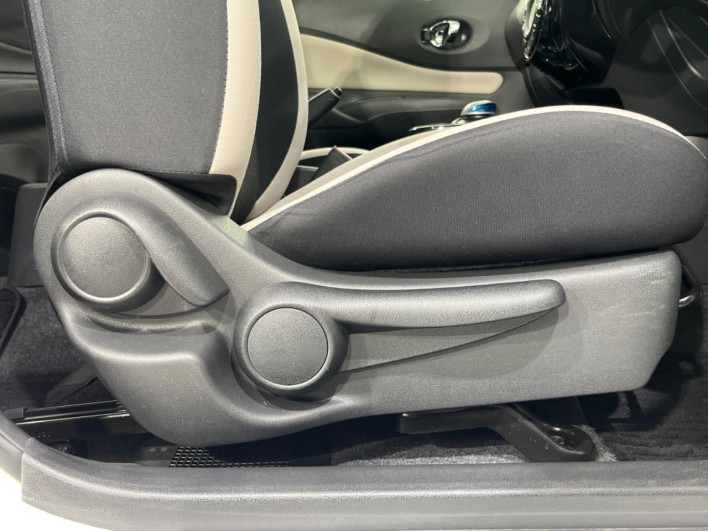 2018 Nissan Note DAA-HE12 (UW-69f1f6f0e355a)[18]