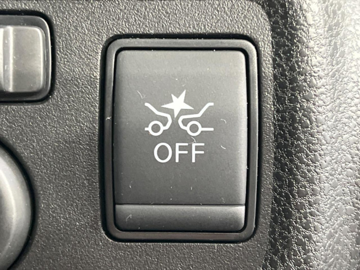 2018 Nissan Note DAA-HE12 (UW-69f1f6f0e355a)[20]