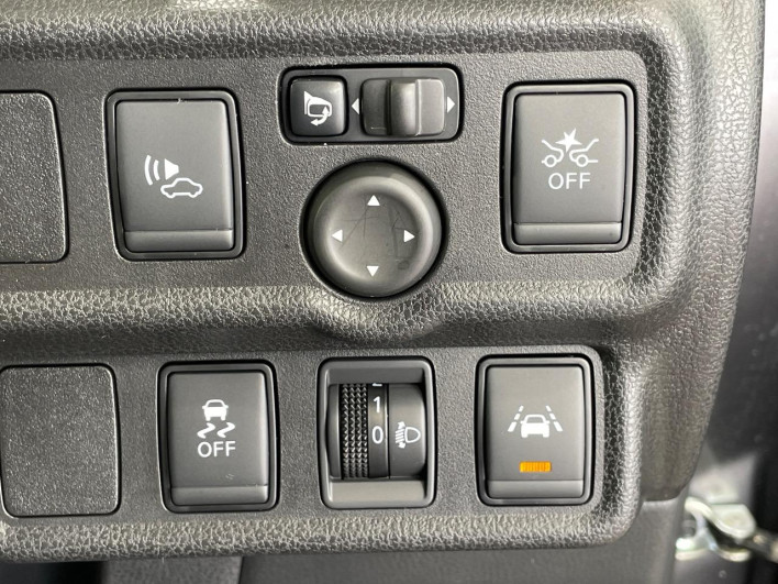 2019 Nissan Note DAA-HE12 (UW-69f1f6f1b199c)[9]