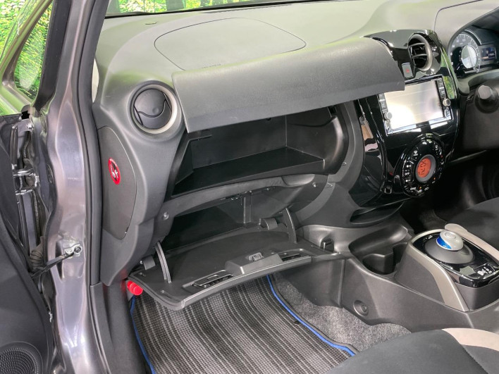 2019 Nissan Note DAA-HE12 (UW-69f1f6f1b199c)[20]