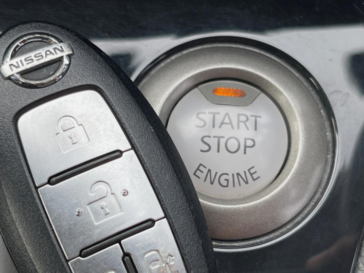 2013 Nissan Serena DAA-HFC26 (UW-69f1f6f3d67e7)[28]