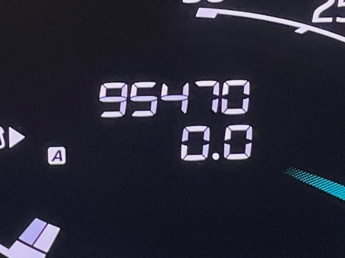 2014 Nissan Serena DAA-HFC26 (UW-69f1f6f43fa8a)[2]