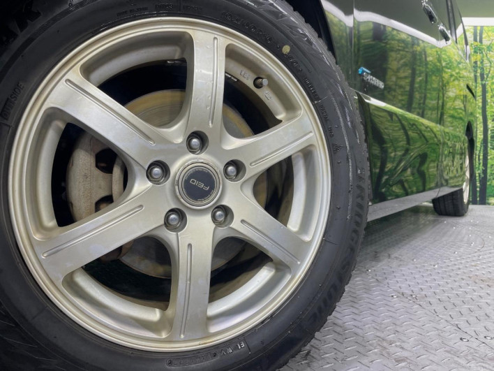 2014 Nissan Serena DAA-HFC26 (UW-69f1f6f43fa8a)[4]