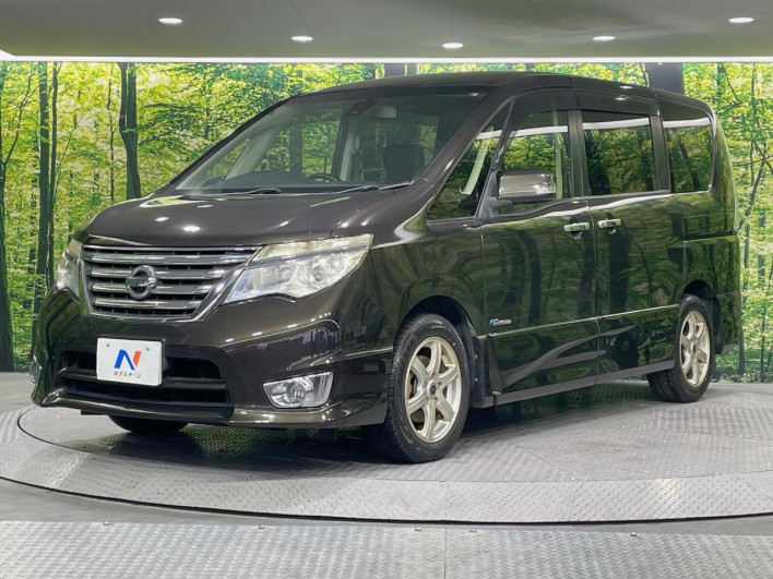 2014 Nissan Serena DAA-HFC26 (UW-69f1f6f43fa8a)[12]