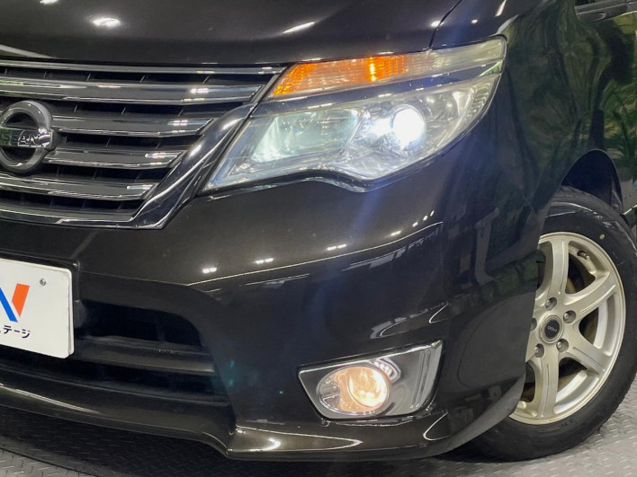 2014 Nissan Serena DAA-HFC26 (UW-69f1f6f43fa8a)[11]