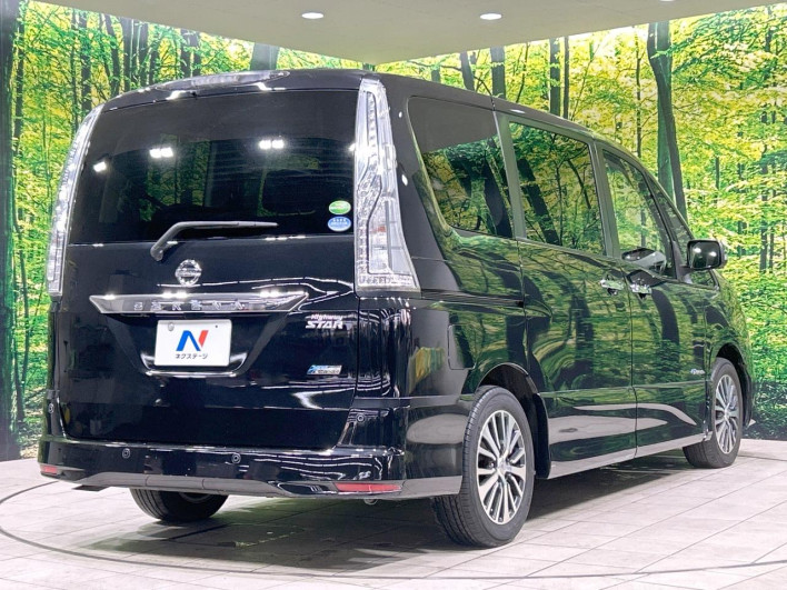 2014 Nissan Serena DAA-HFC26 (UW-69f1f6f472525)[17]