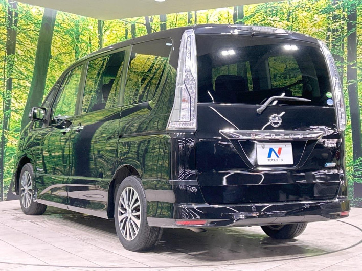2014 Nissan Serena DAA-HFC26 (UW-69f1f6f472525)[19]