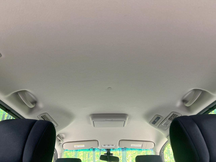 2014 Nissan Serena DAA-HFC26 (UW-69f1f6f472525)[27]