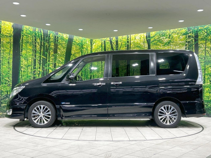 2014 Nissan Serena DAA-HFC26 (UW-69f1f6f472525)[20]