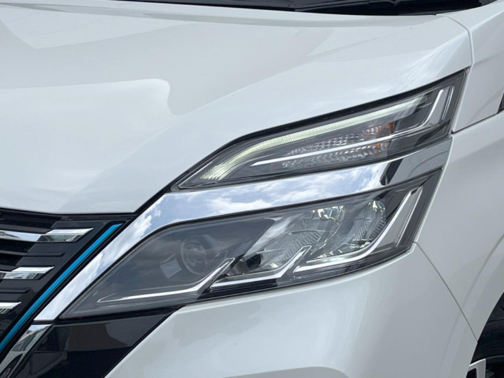 2019 Nissan Serena DAA-HFC27 (UW-69f1f6f5adc01)[16]