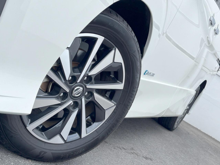 2019 Nissan Serena DAA-HFC27 (UW-69f1f6f5adc01)[5]