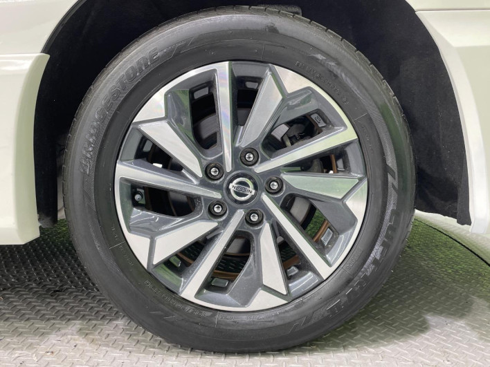 2021 Nissan Serena 6AA-HFC27 (UW-69f1f6f5d0079)[13]