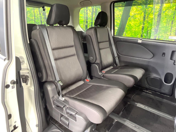 2021 Nissan Serena 6AA-HFC27 (UW-69f1f6f64029c)[9]