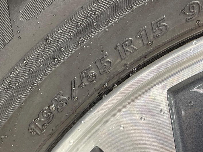 2021 Nissan Serena 6AA-HFC27 (UW-69f1f6f6adba8)[9]