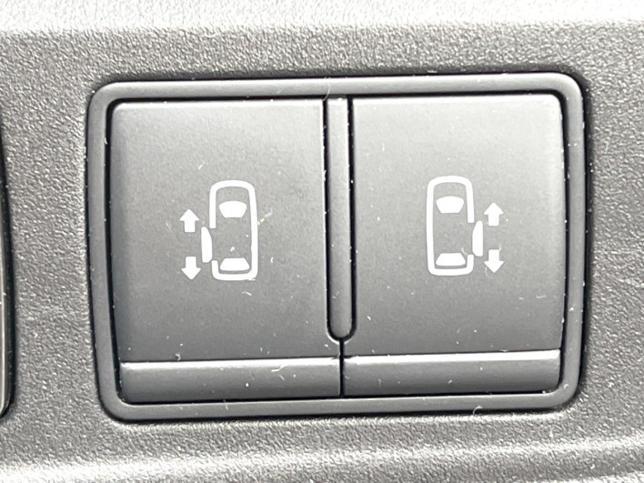 2021 Nissan Serena 6AA-HFC27 (UW-69f1f6f79fa86)[29]