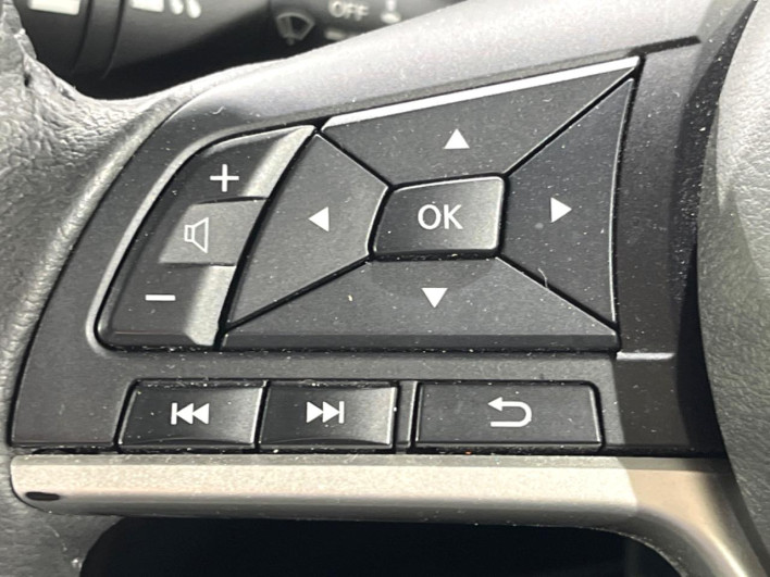 2021 Nissan Serena 6AA-HFC27 (UW-69f1f6f880ec9)[21]