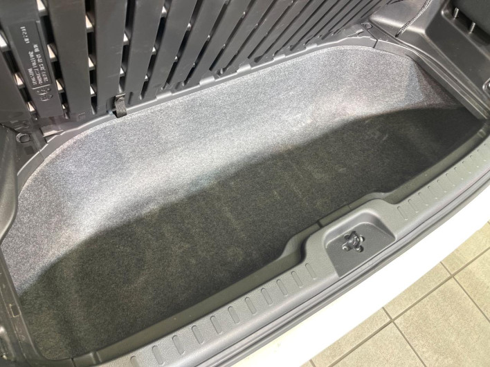 2021 Nissan Serena 6AA-HFC27 (UW-69f1f6f96272a)[22]