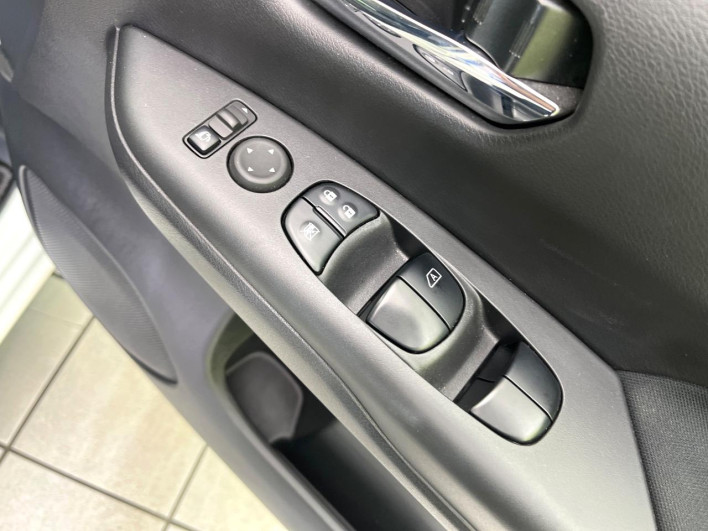 2021 Nissan Serena 6AA-HFC27 (UW-69f1f6f96272a)[27]