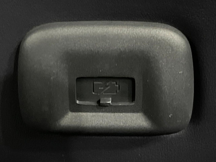 2021 Nissan Serena 6AA-HFC27 (UW-69f1f6f9da00b)[22]