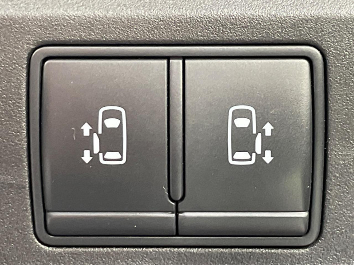 2022 Nissan Serena 6AA-HFC27 (UW-69f1f6fb27082)[19]