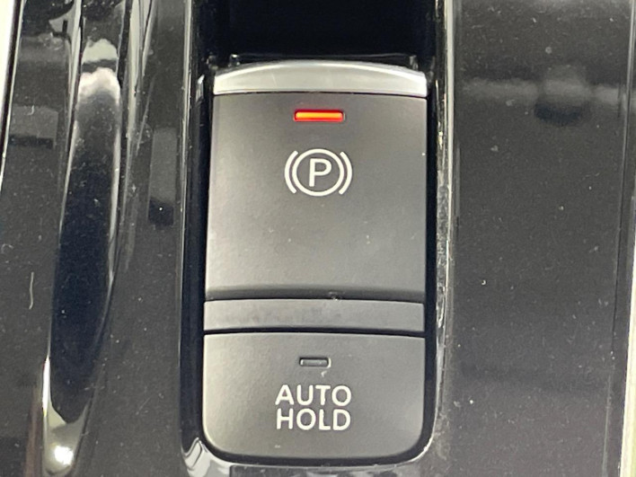 2022 Nissan Serena 6AA-HFC27 (UW-69f1f6fb27082)[10]