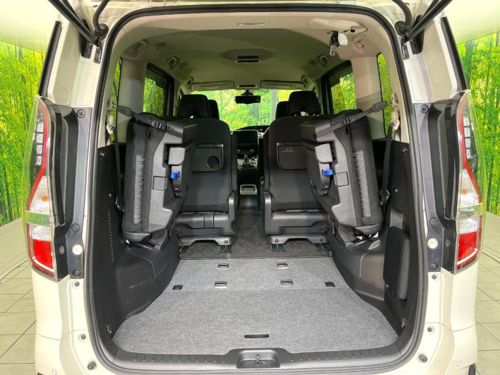 2022 Nissan Serena 6AA-HFC27 (UW-69f1f6fc8bdaa)[20]