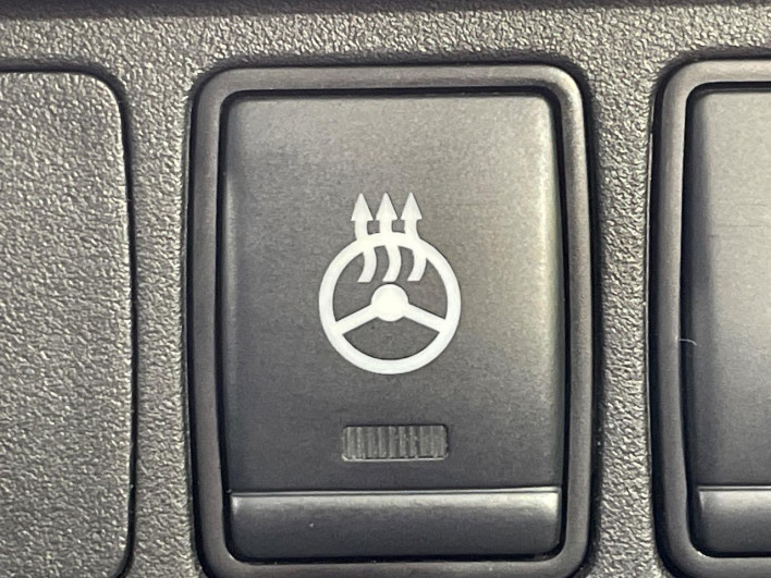 2022 Nissan Serena 6AA-HFC27 (UW-69f1f6fcba609)[16]