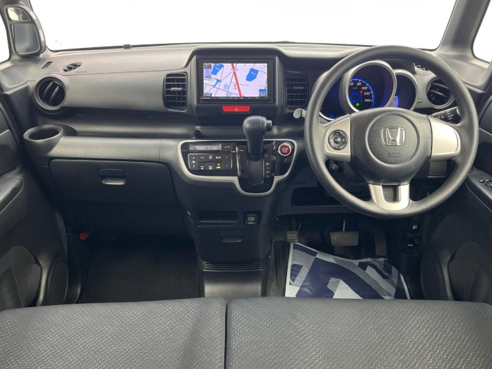 2013 Honda N-BOX CUSTOM DBA-JF1 (UW-69f1f703ee1a6)[25]