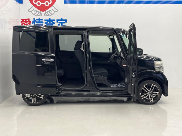 2013 Honda N-BOX CUSTOM DBA-JF1 (UW-69f1f703ee1a6)[18]