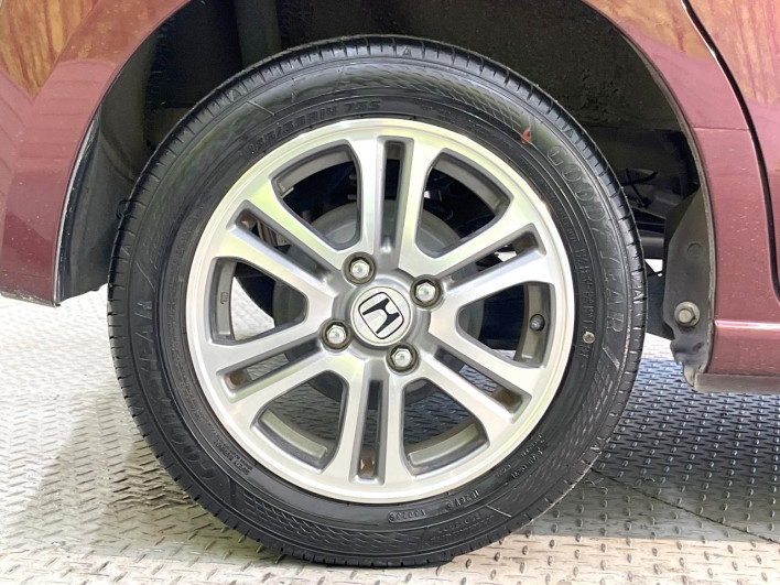 2014 Honda N-BOX DBA-JF1 (UW-69f1f70555171)[19]