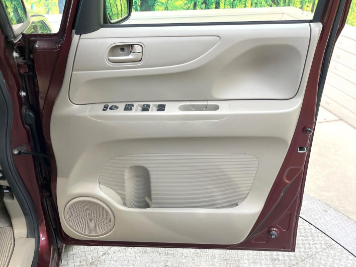 2014 Honda N-BOX DBA-JF1 (UW-69f1f70555171)[22]