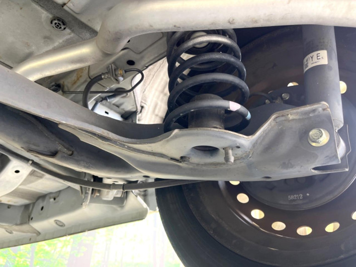 2015 Honda N-BOX DBA-JF1 (UW-69f1f7062fdc6)[23]