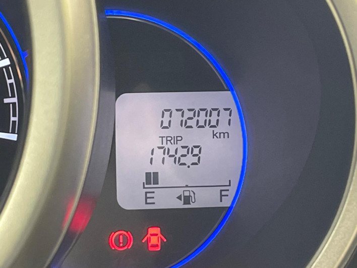 2016 Honda N-BOX CUSTOM DBA-JF1 (UW-69f1f707bed8f)[2]