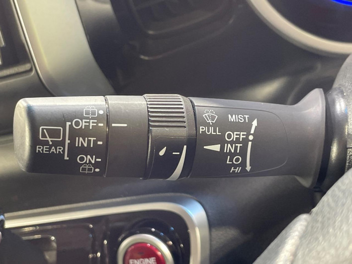 2016 Honda N-BOX CUSTOM DBA-JF1 (UW-69f1f707bed8f)[11]