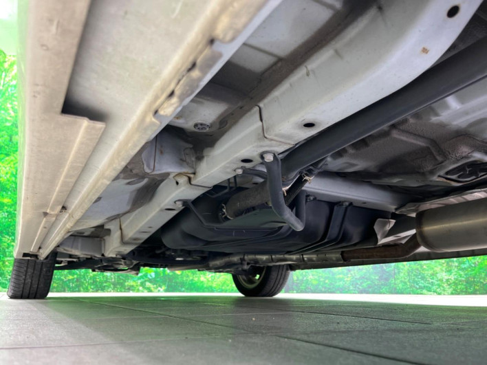 2014 Honda N-BOX CUSTOM DBA-JF1 (UW-69f1f70813998)[12]