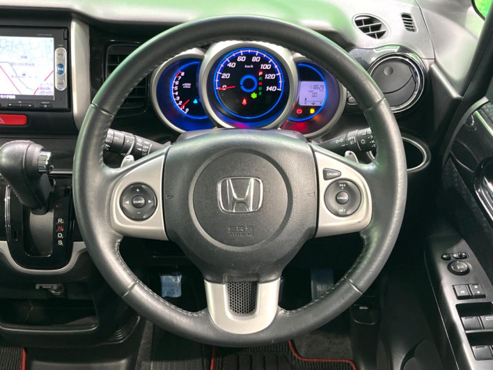 2014 Honda N-BOX CUSTOM DBA-JF1 (UW-69f1f70813998)[21]