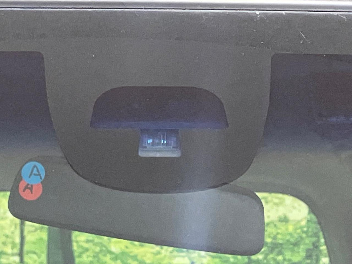 2015 Honda N-BOX CUSTOM DBA-JF1 (UW-69f1f7085e05e)[5]