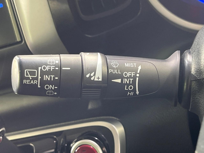 2015 Honda N-BOX CUSTOM DBA-JF1 (UW-69f1f7085e05e)[12]