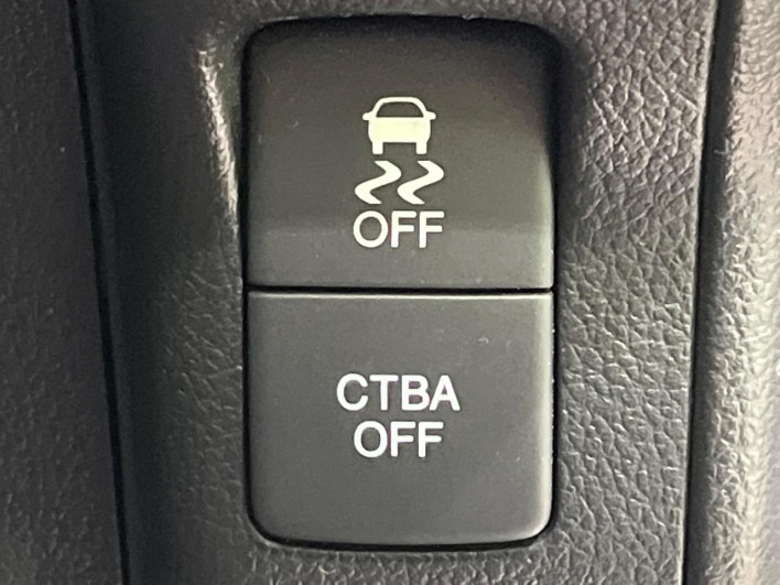 2015 Honda N-BOX CUSTOM DBA-JF1 (UW-69f1f7085e05e)[28]