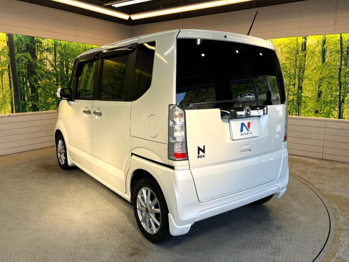 2016 Honda N-BOX DBA-JF1 (UW-69f1f709a0103)[12]