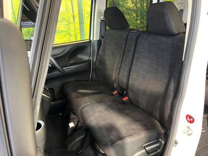 2016 Honda N-BOX DBA-JF1 (UW-69f1f709a0103)[28]