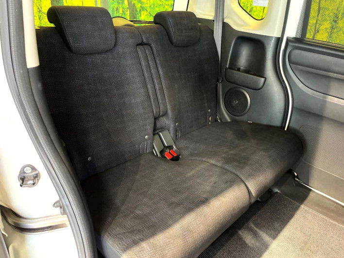 2016 Honda N-BOX DBA-JF1 (UW-69f1f709a0103)[27]