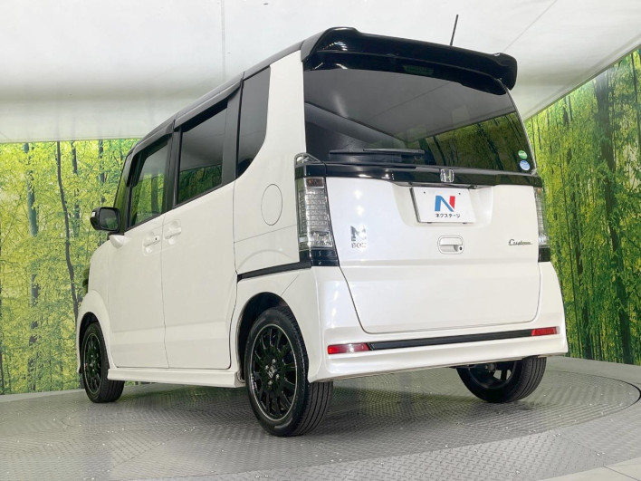 2016 Honda N-BOX CUSTOM DBA-JF1 (UW-69f1f709a8d76)[19]