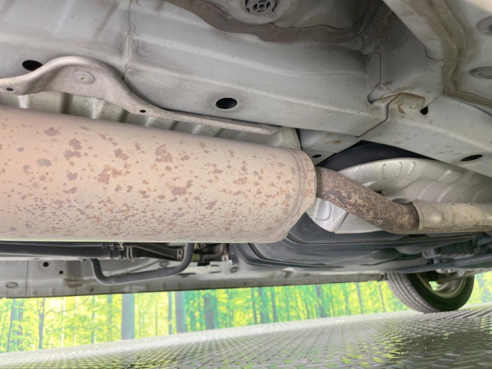 2016 Honda N-BOX CUSTOM DBA-JF1 (UW-69f1f709a8d76)[25]