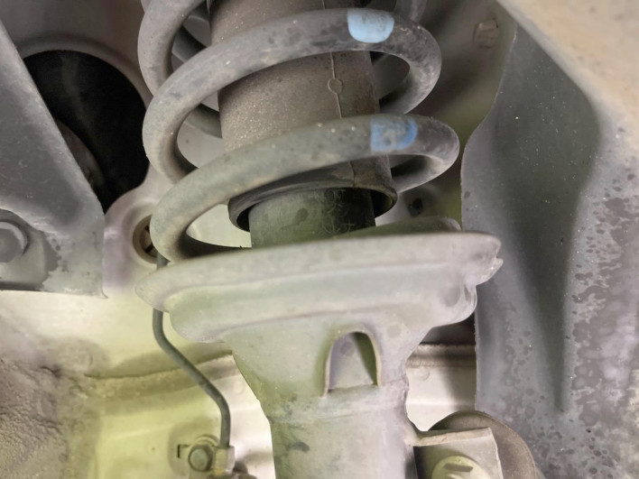 2016 Honda N-BOX CUSTOM DBA-JF1 (UW-69f1f709a8d76)[8]