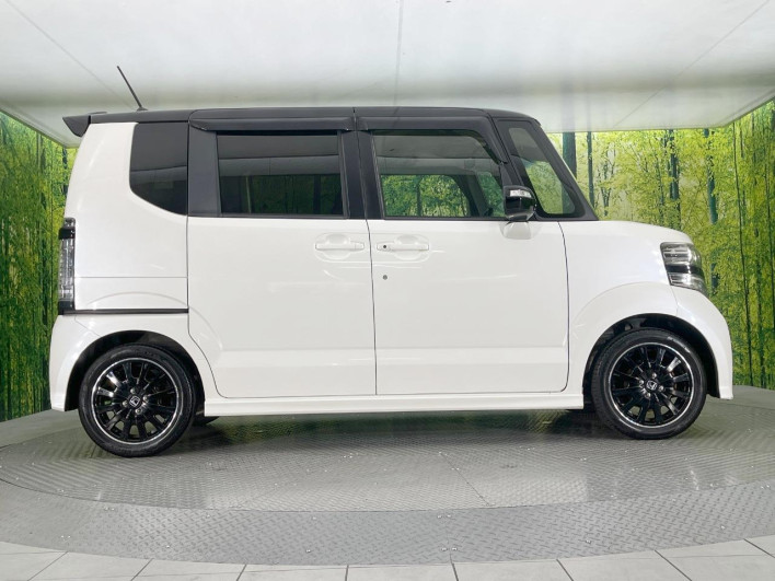 2016 Honda N-BOX CUSTOM DBA-JF1 (UW-69f1f709a8d76)[17]