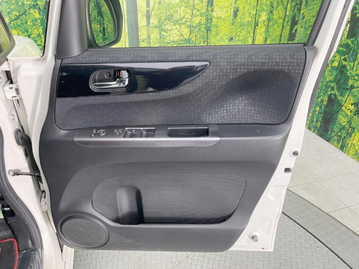 2016 Honda N-BOX CUSTOM DBA-JF1 (UW-69f1f709a8d76)[26]