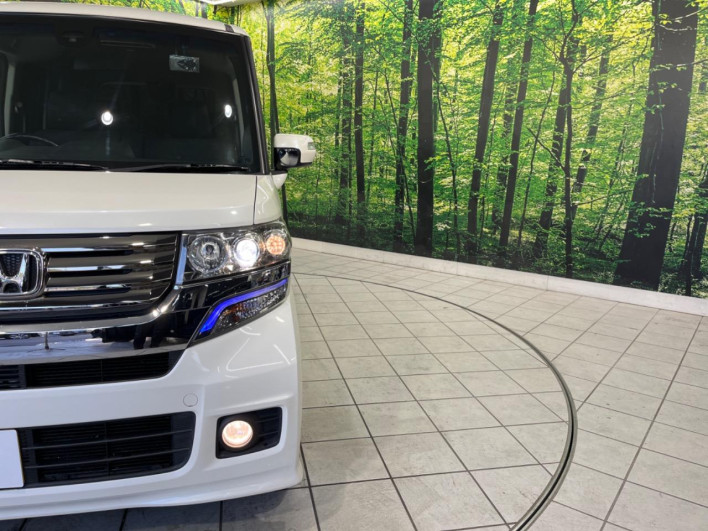 2014 Honda N-BOX+ Custom DBA-JF1 (UW-69f1f70a59aa8)[25]