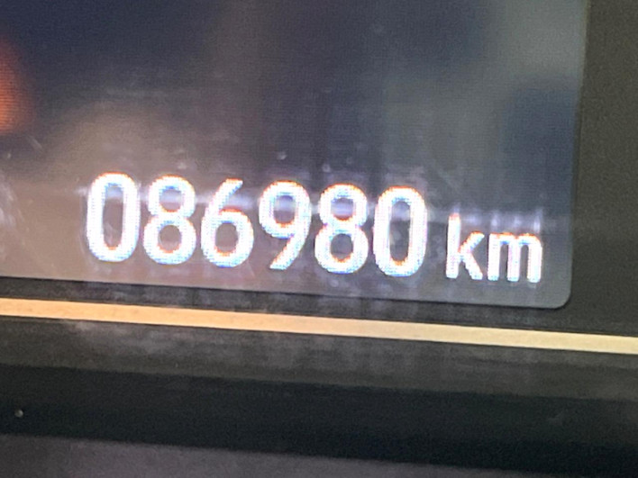 2018 Honda N-BOX CUSTOM DBA-JF3 (UW-69f1f70bd7f95)[2]